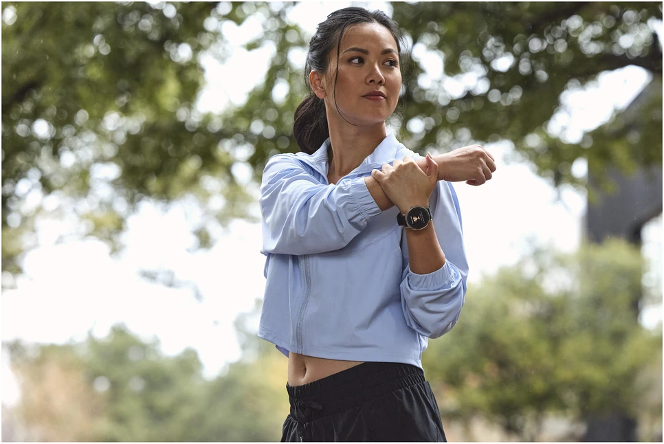 Išmanusis laikrodis Amazfit Active 3 Premium NFC Apex Sidabrinis