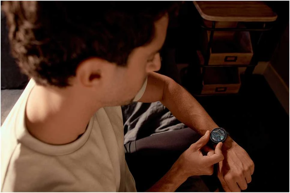 Išmanusis laikrodis Amazfit Active Max NFC juoda