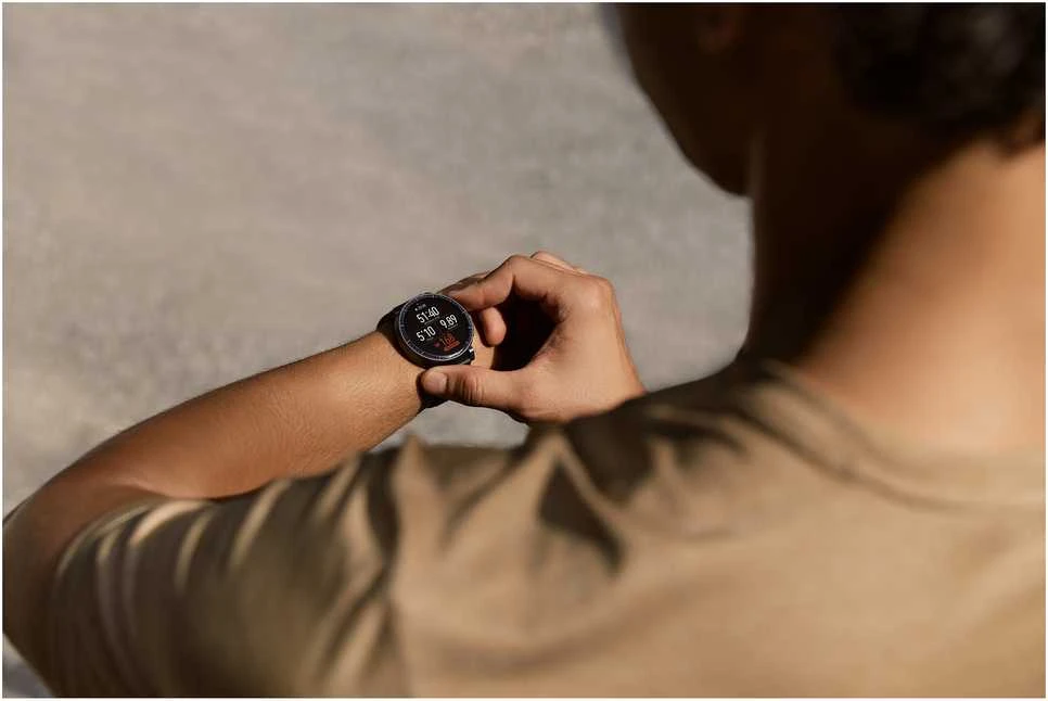 Išmanusis laikrodis Amazfit Active Max NFC juoda