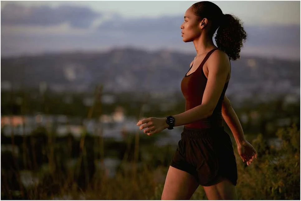 Išmanusis laikrodis Amazfit Active Max NFC juoda