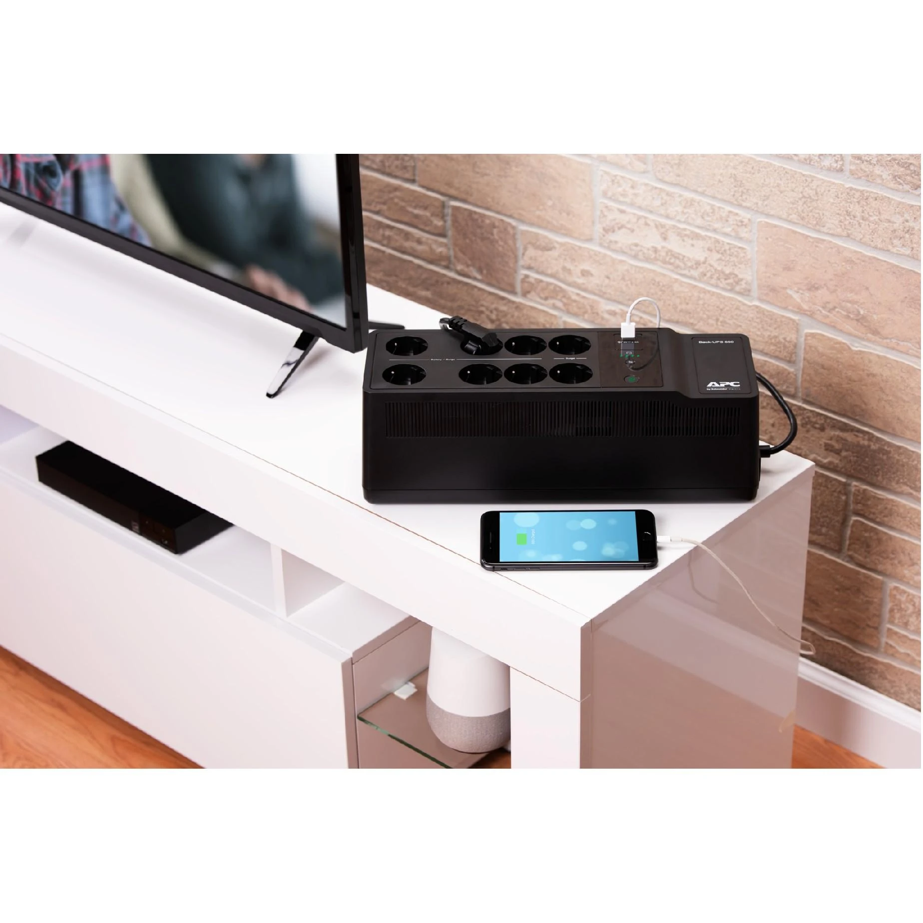 APC Back-UPS 650VA 230V 1 USB charging port - (Offline-) USV Budėjimo režimas (neprisijungus) 400 W