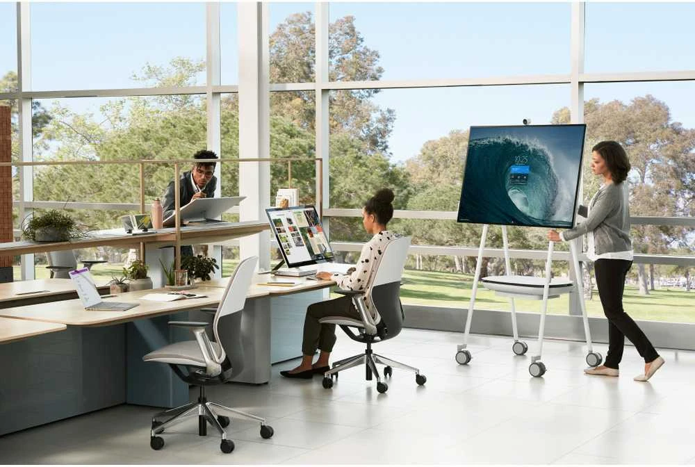 APC Smart-UPS Charge Mobile Baterija, skirta Microsoft Surface Hub 2