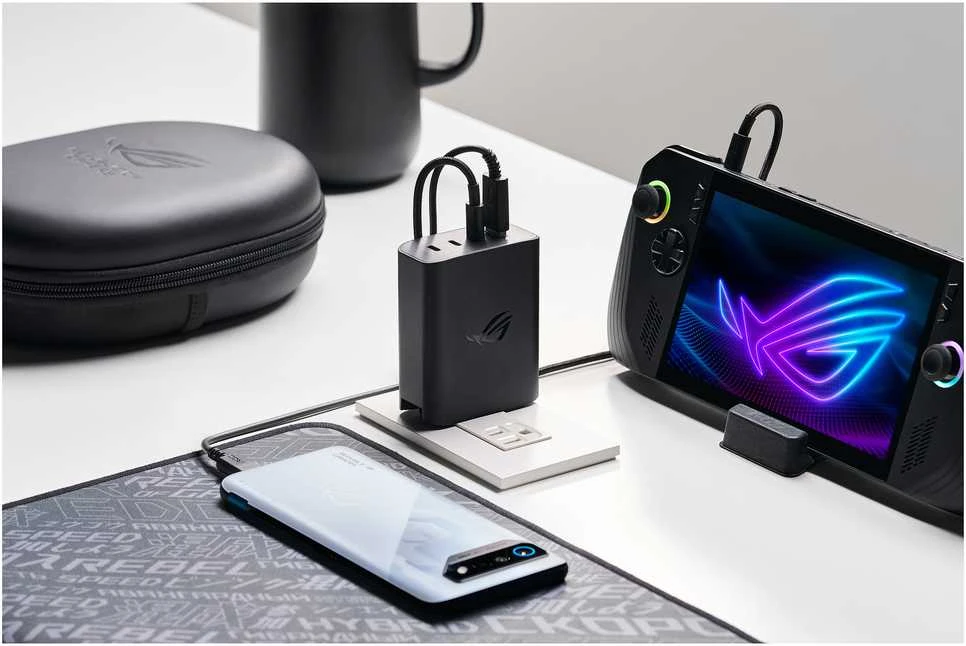 Asus ROG 140W USB-C GaN įkroviklis