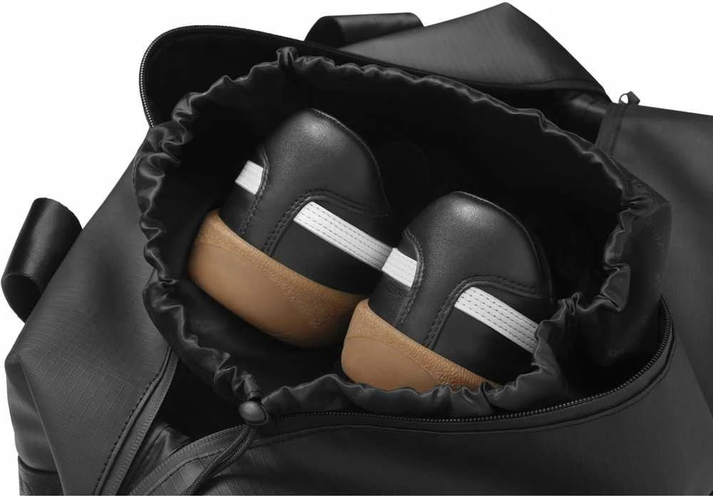 „Asus BC3700 Horn Slash Duffle Crepes“.