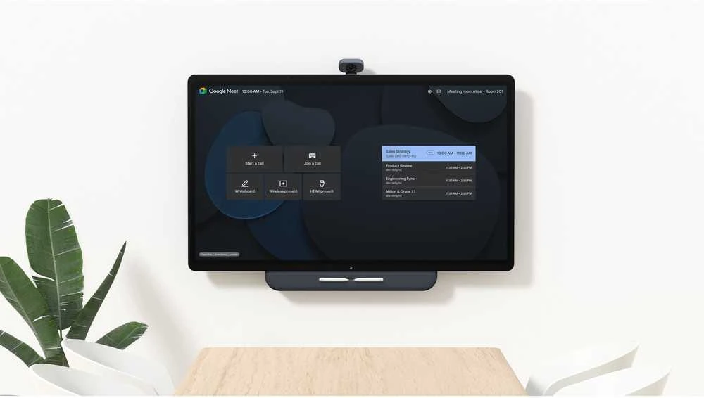 Monitorius „Google Meet Series One Board 65“, „Avocor“.