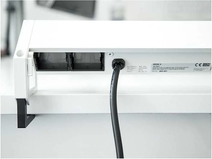 Bachmann Desk2 šakutės lizdas 3 x Type F Juoda, Nerūdijančiojo plieno