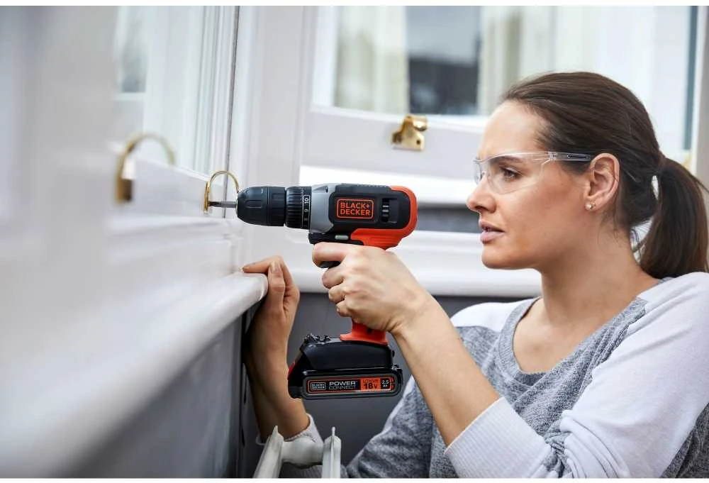 Black & Decker Akumuliatorinis gręžtuvas-suktuvas BCD001C1-QW, 18V, 1x1,5 Ah