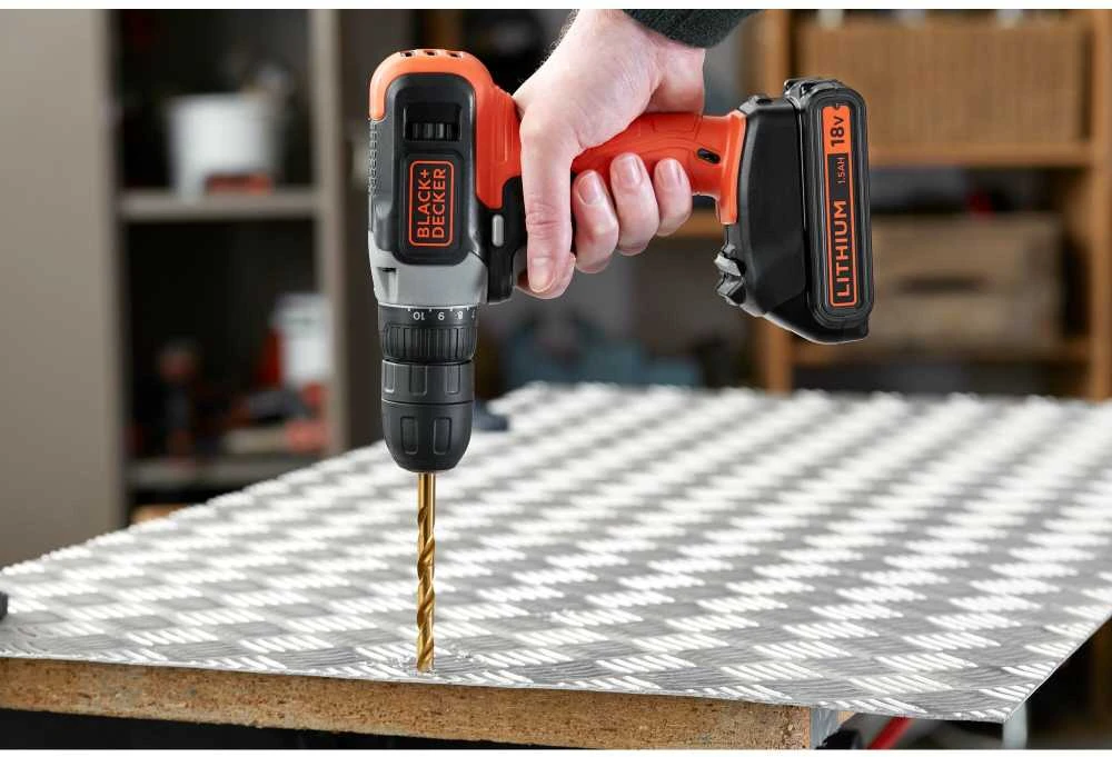 Black & Decker Akumuliatorinis gręžtuvas-suktuvas BCD001C1-QW, 18V, 1x1,5 Ah