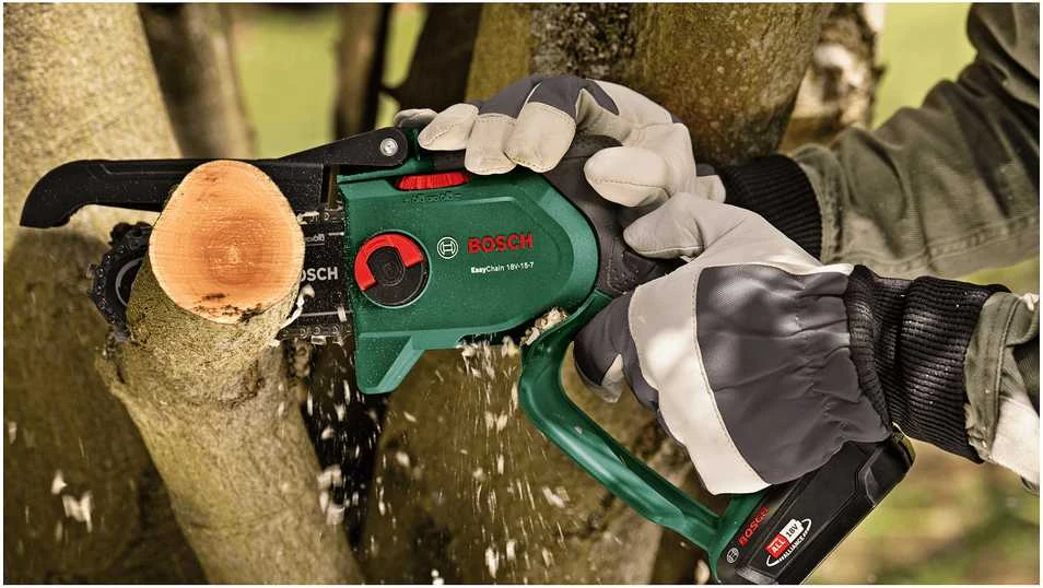 Bosch Akumuliatorinis grandininis pjūklas EasyChain 18V-15-7 pilnas komplektas (06008B8900)