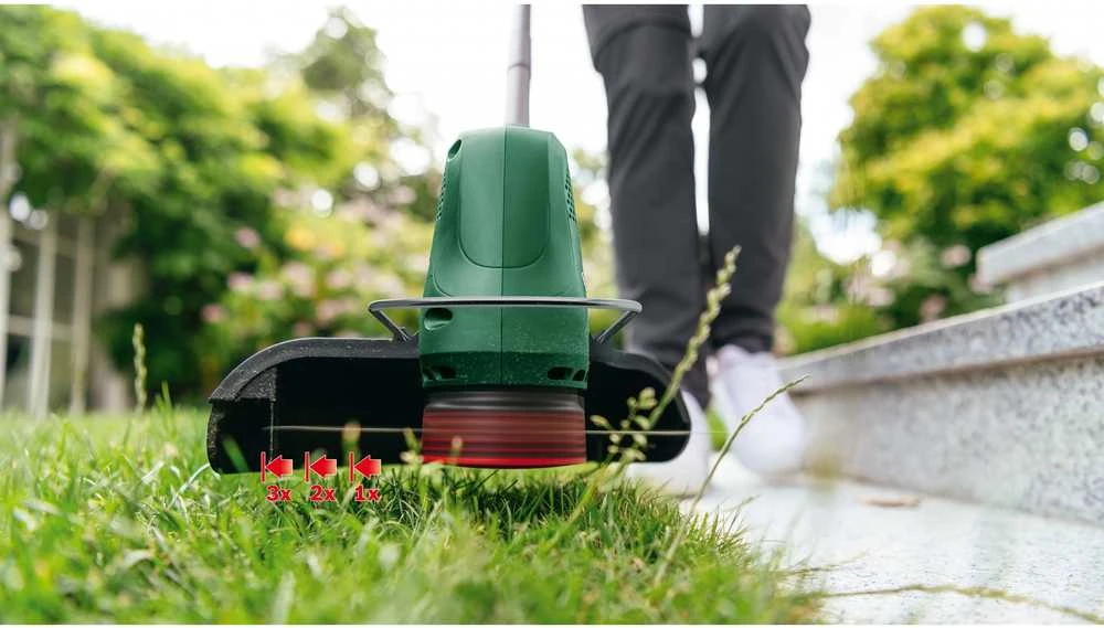 Akumuliatorinė žoliapjovė Bosch Easy GrassCut 18V-26 solo (be akumuliatoriaus ir kroviklio)