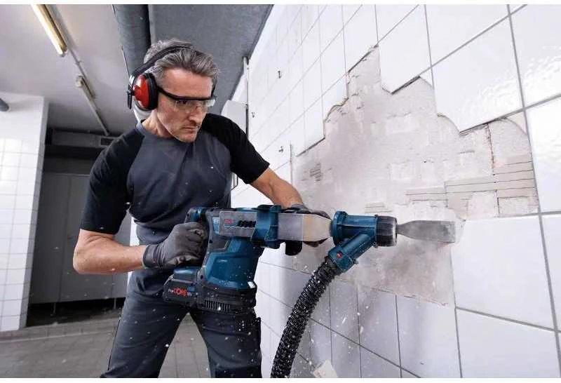 Bosch GBH 18V-34 CF, CC be akumuliatoriaus ir kroviklio