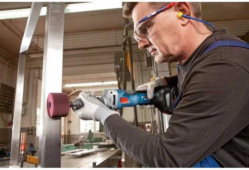 Bosch GGS 18V-10 SLC, LB be akumuliatoriaus ir kroviklio