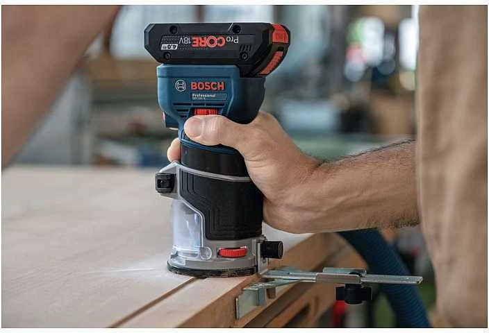 Frezeris Bosch GKF 18V-8 komplektas (8 mm įvorė, įleidžiamas pagrindas, pagrindas), LB