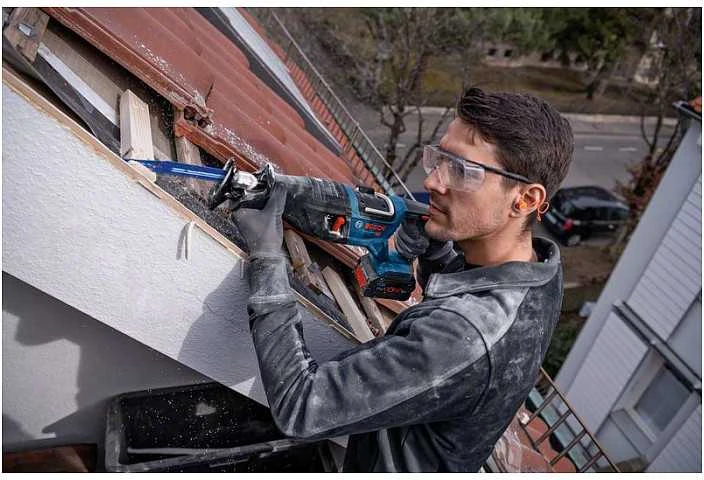 Bosch GSA 18V-28 Solo, L-Boxx