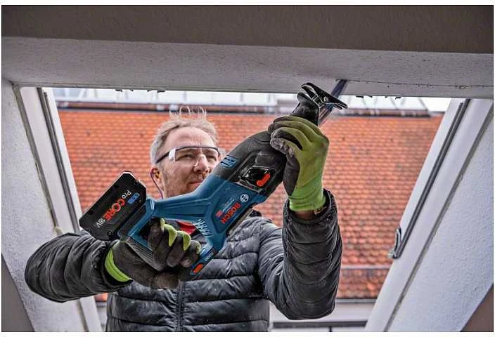 Bosch GSA 18V-28 Solo, L-Boxx