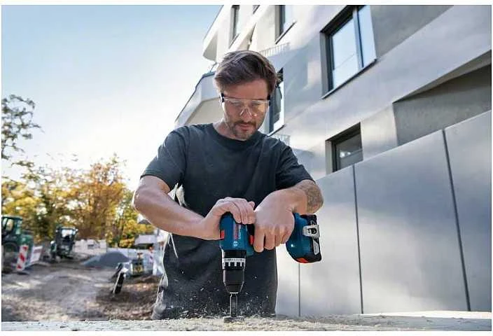 Bosch GSB 18V-45 2x 2.0Ah, GAL 18V-20, L-boxx