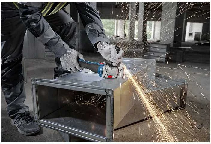 Bosch GWS 18V-8 Solo, LB