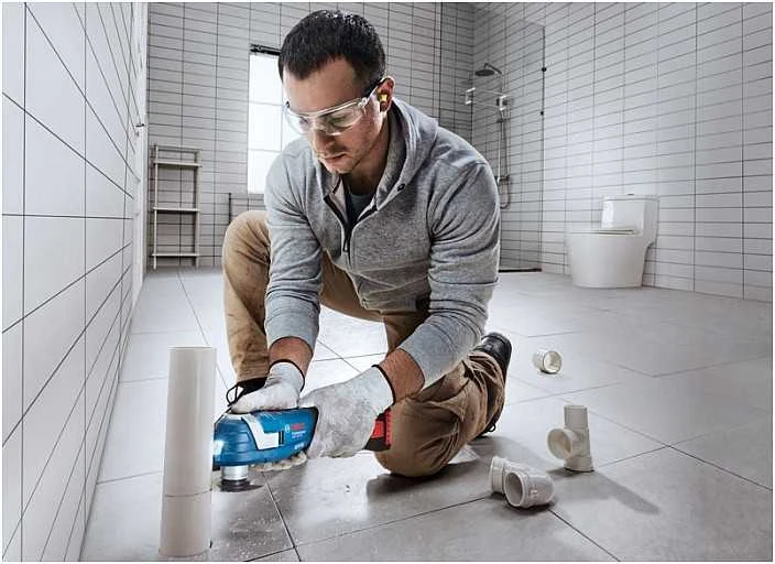 Bosch multifunkcinis įrankis GOP 18V-34 be akumuliatoriaus ir kroviklio, su priedais, LB lagaminas