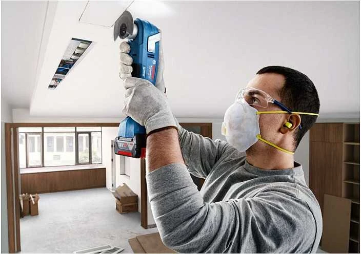 Bosch multifunkcinis įrankis GOP 18V-34 be akumuliatoriaus ir kroviklio, su priedais, LB lagaminas