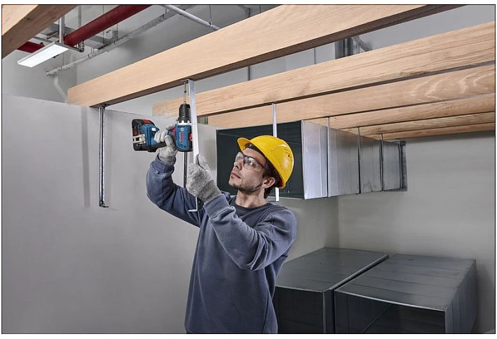 Bosch GSB 18V-65 2x5.0Ah, GAL 18V-40, LB