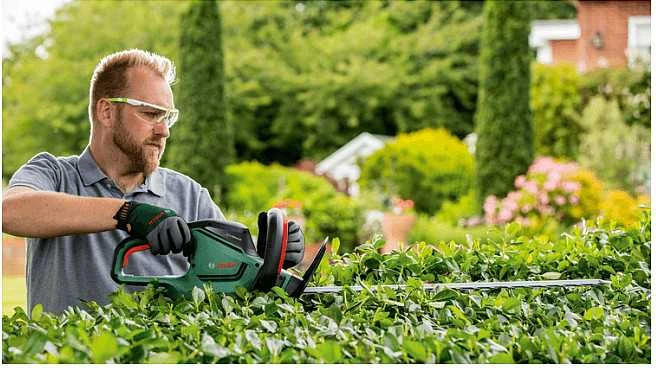 Bosch UniversalHedgeCut 60 Krūmapjovė 480W