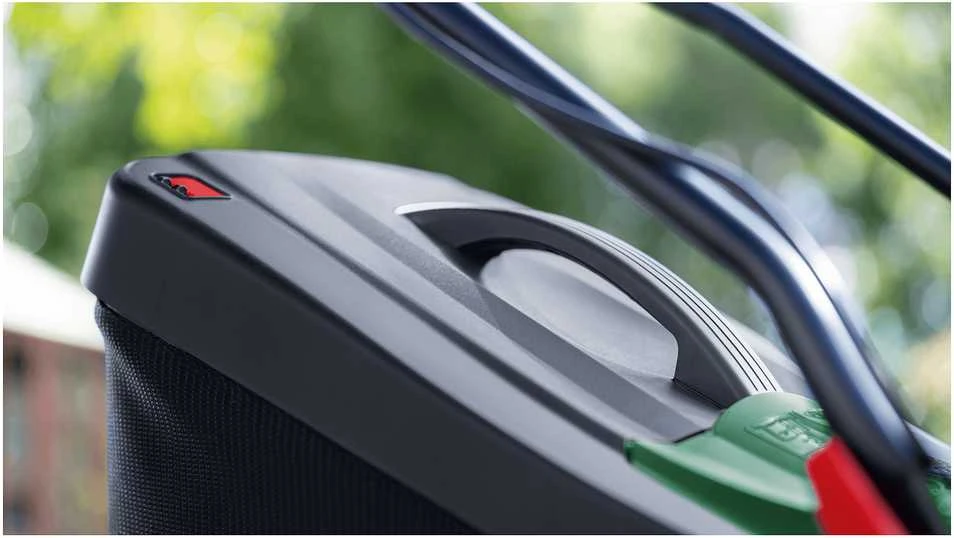 Bosch akumuliatorinė vejapjovė  UniversalRotak 2x18V-37-550, 2x4.0Ah, pilnas komplektas