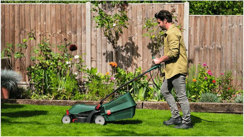 Bosch UniversalRotak 34-405 Žoliapjovė