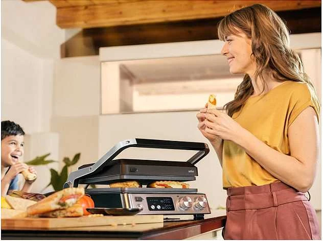 Braun Grilis kontaktowy MultiGrill 7 CG 7040