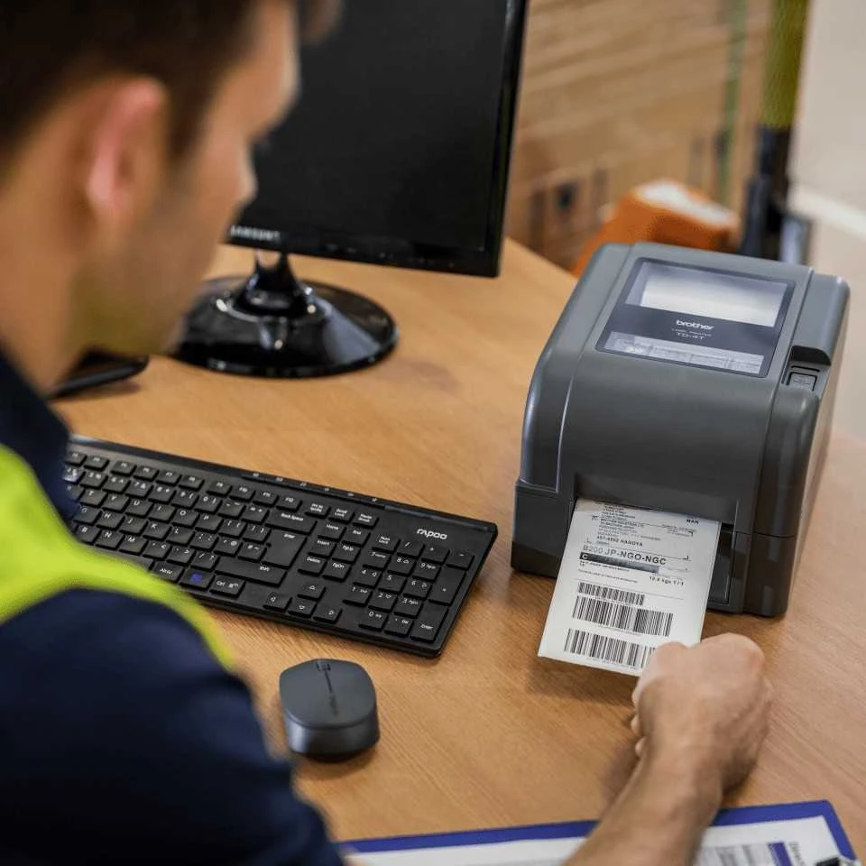 BROTHER TD-4520TN DESKTOP LABEL THERMO TRANSFER Spausdintuvas, USB, LAN, SERIAL PORT