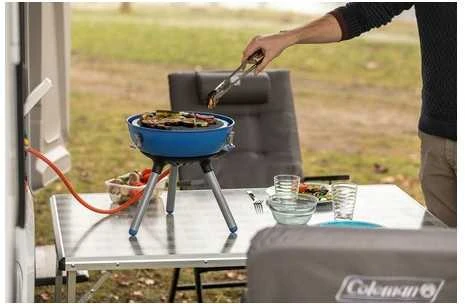 Campingaz Campingaz „Party Grilis 400 Caravan Connect“ dujinė viryklė, dujinė kepsninė (juoda/mėlyna, 30 mbar, su prijungimu prie namelio ant ratų, modelis 2023)