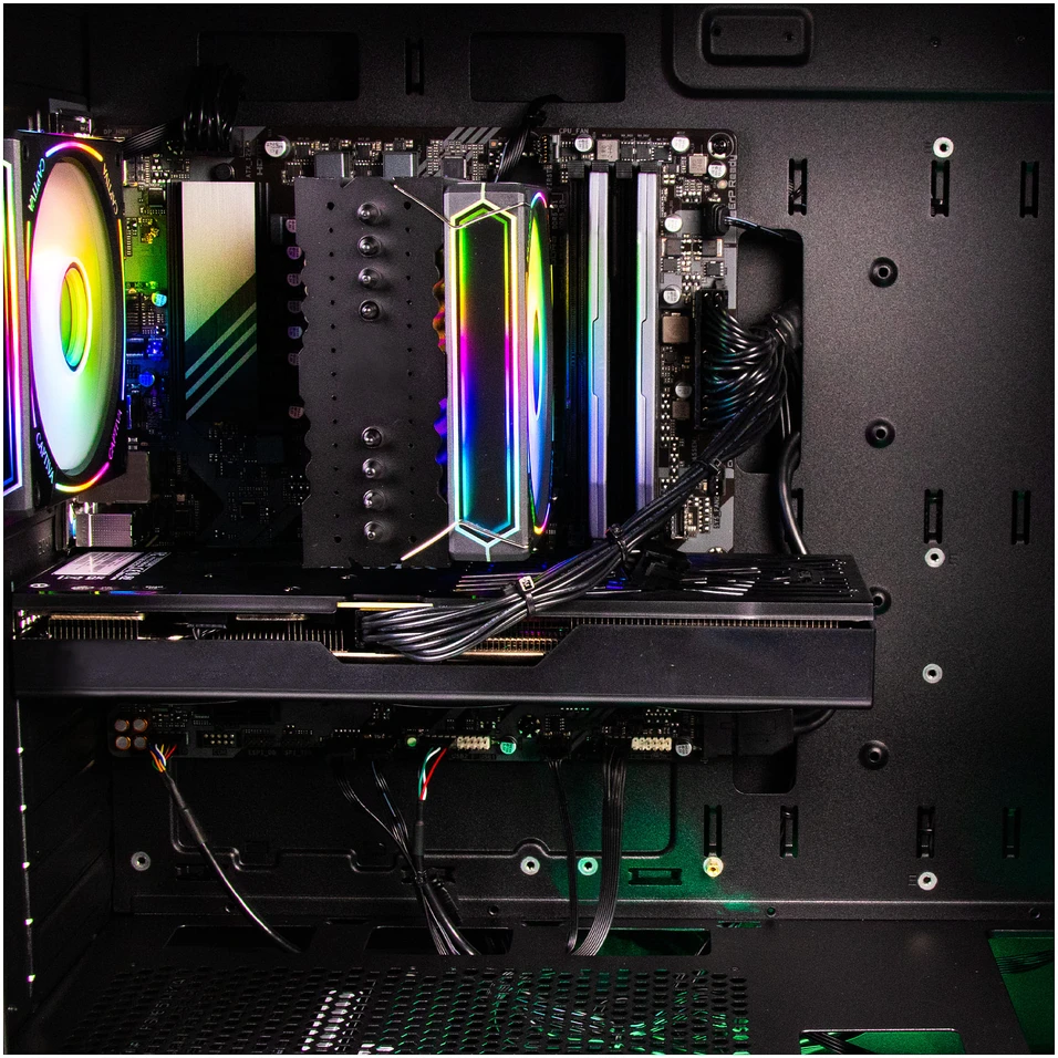 Stacionarus kompiuteris „Captiva“ aukščiausios klasės žaidimų kompiuteris (R98-664) su „Ryzen 7 7800X3D“ 32 GB / 1 TB SSD, RTX 5070Ti, „Windows 11“