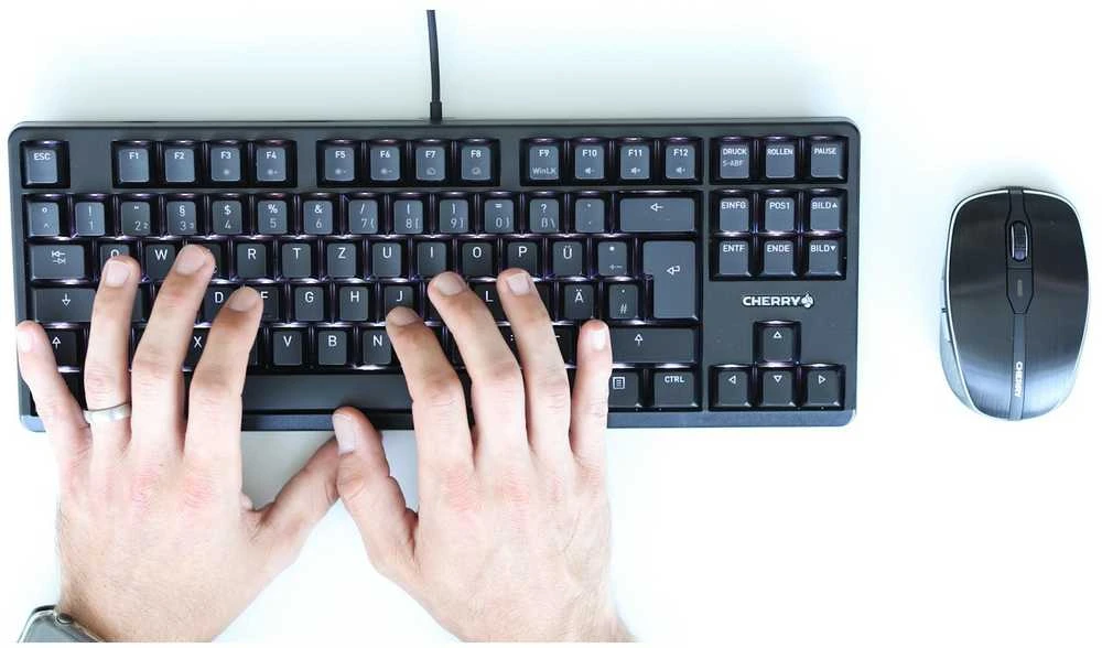 Klaviatūra CHERRY G80-3000N RGB TKL MX tylūs raudoni jungikliai, DE-išdėstymas, juodas