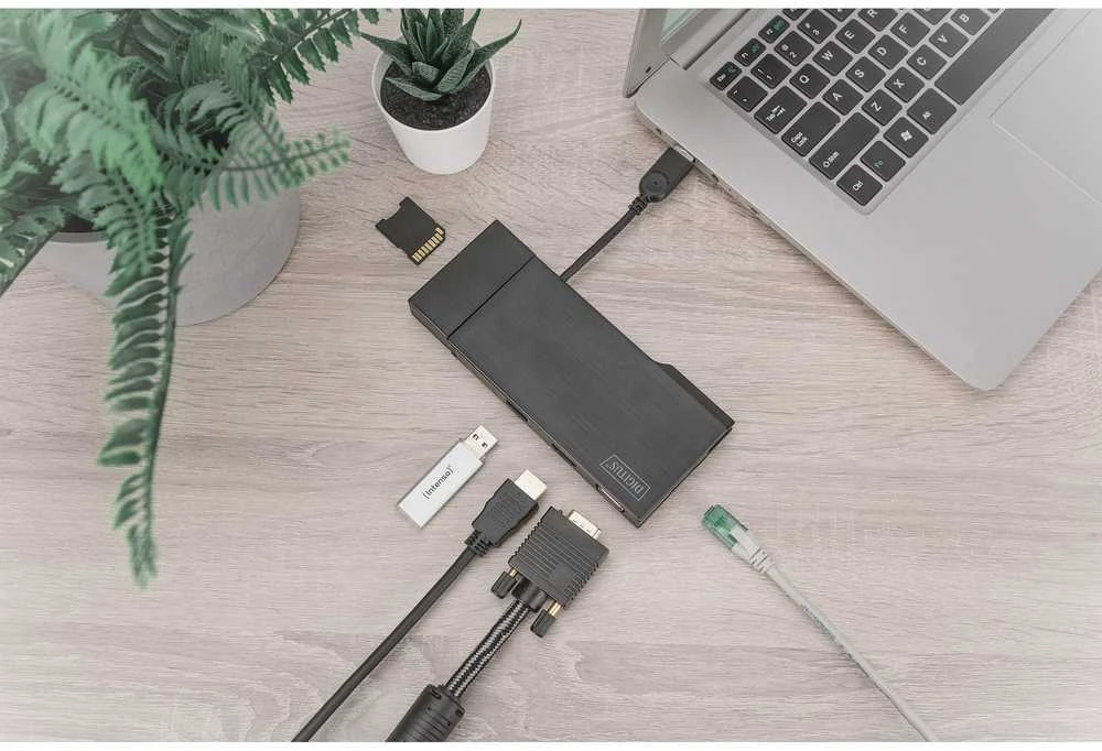 Assmann elektroninė DIGITUS universali prijungimo stotis USB 3.0 7 prievadų kelionės 2x video 2x USB 3.0 RJ45 2x kortelių skaitytuvas