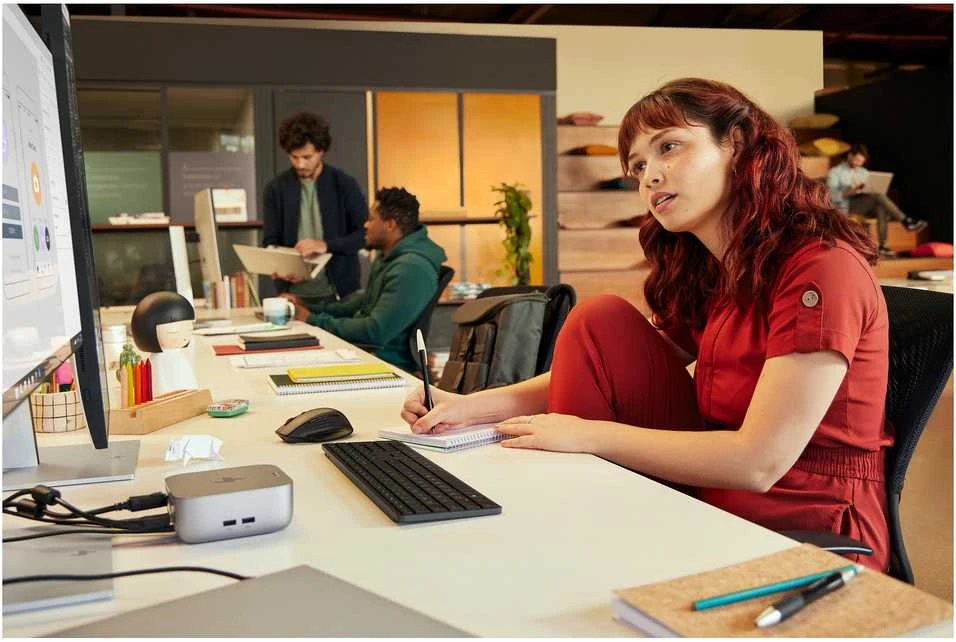 HP Thunderbolt 4 Ultra Dock G6 180W - 5x USB-A, 2x USB-C, 1x USB-C Thunderbolt 4, 2x DisplayPort, 1x HDMI, 1x RJ-45, Meteor Sidabrinis, 3 metai
