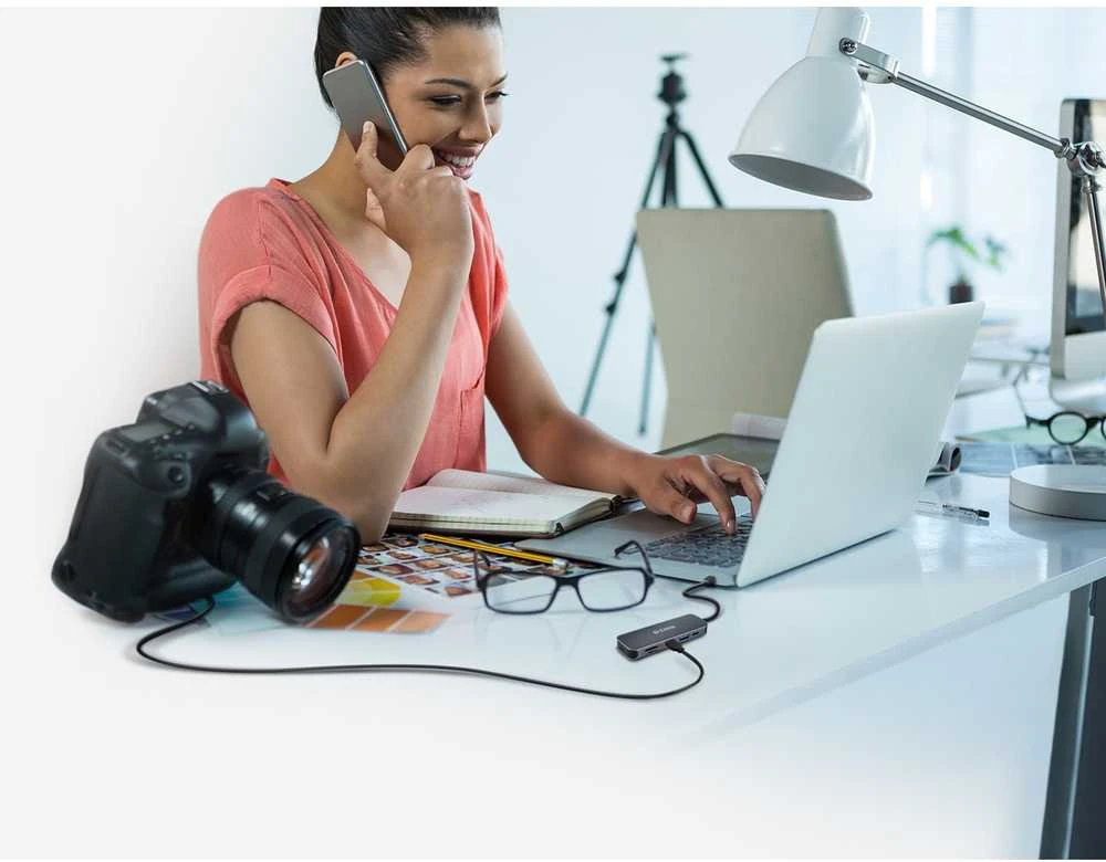 D-Link DUB-2325 knyginių kompiuterių dokas / jungčių replikatorius C tipo USB Pilka