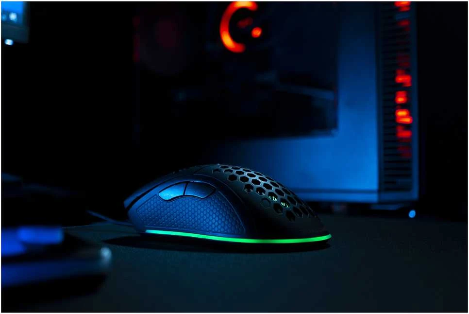 Pelė DELTACO GAMING su laidu, 6400 DPI, RGB, USB, juoda / GAM-108