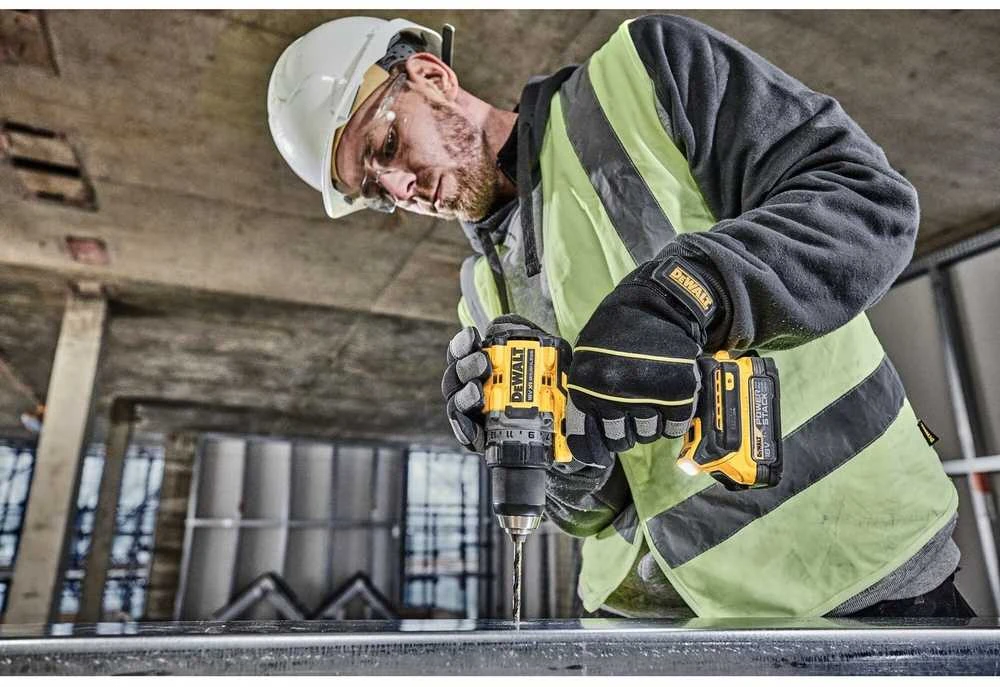 DeWalt suktuvas - gręžtuvas  DCD800NT 18V 90Nm BL TSTAK be akumuliatoriaus ir kroviklio