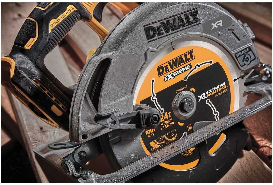 DeWalt akumuliatorinis diskinis pjūklas DCS573NT, 190mm, TSTAK lagaminas be akumuliatoriaus ir kroviklio