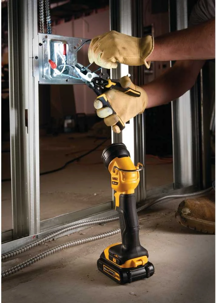 DeWalt Akumuliatorinis prožektorius DCL040N XR Li-ion LED, 18V, be akumuliatoriaus ir kroviklio