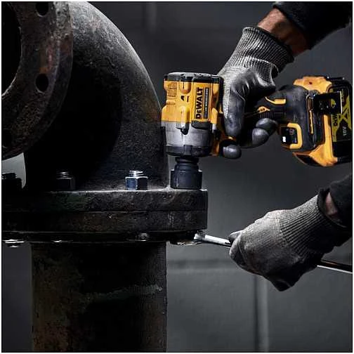 Akumuliatorinis smūginis veržliasukis  Dewalt Dewa DCF922NT-XJ Akku-Schlagschr. 1/2