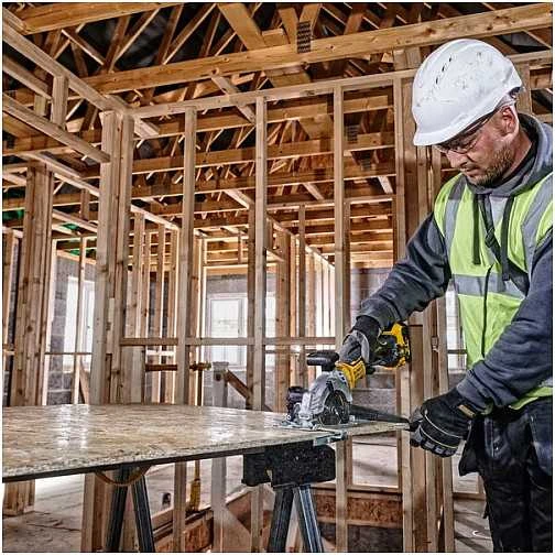 DEWALT diskinis pjūklas DCS571N 115 mm 18V be akumuliatoriaus ir kroviklio