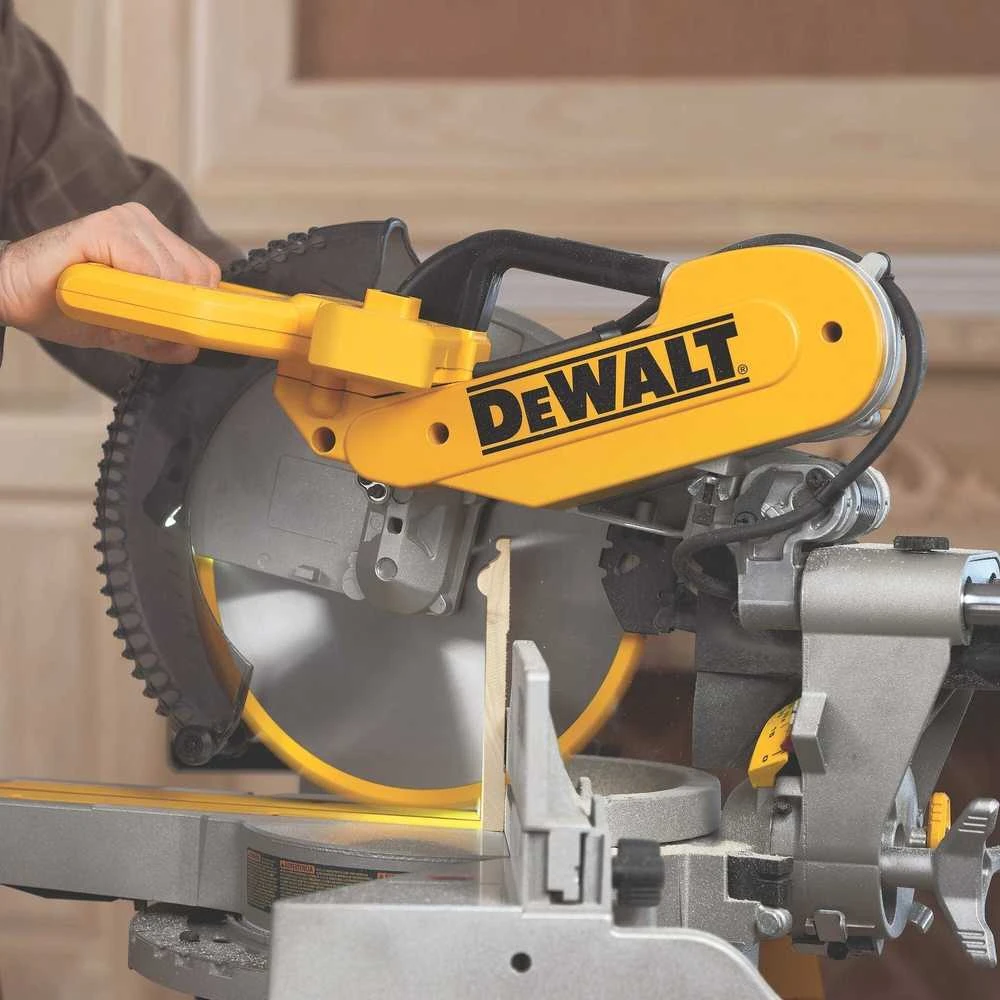 Skersinio pjovimo staklės DeWalt DWS780-QS (1675W, 305 mm)