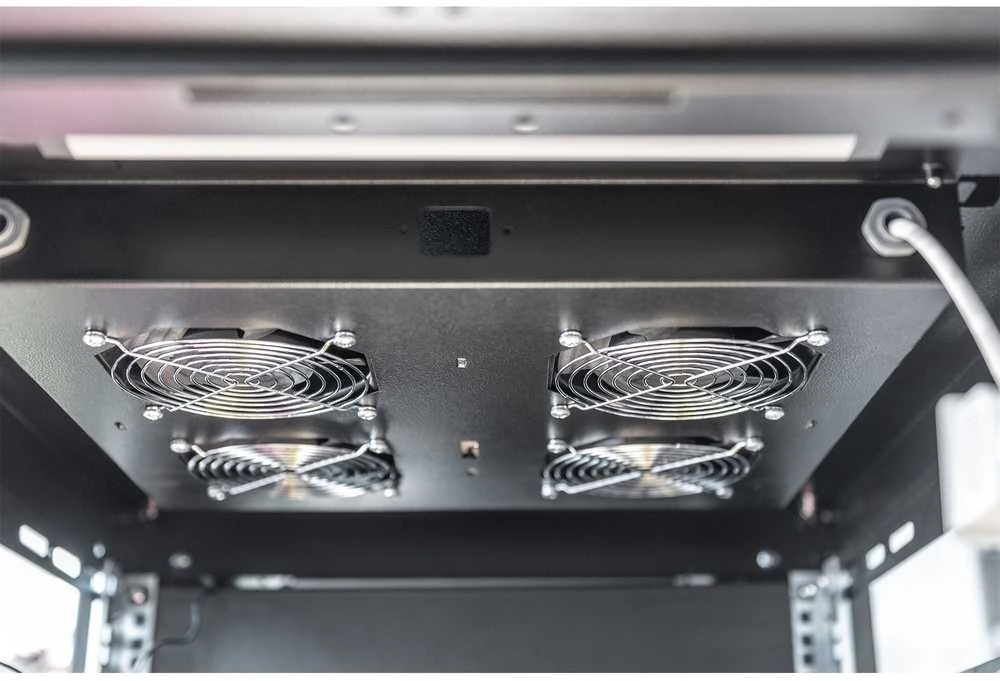 Digitus DN-19 FAN-4-B-N stovo aušinimo įranga