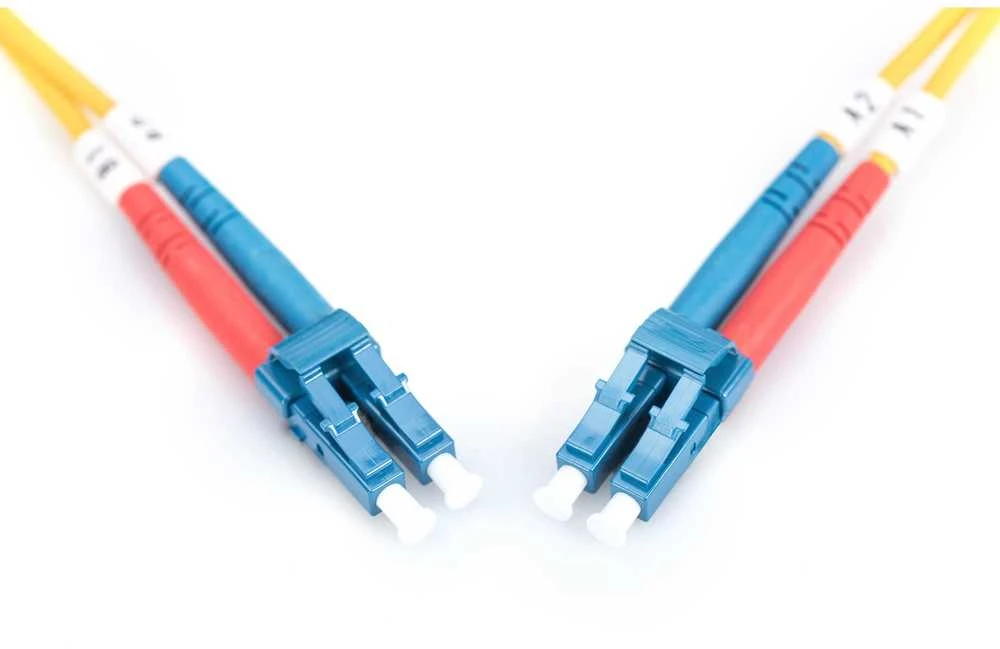 Assmann Electronic DIGITUS LWL patchable LC/LC 09/125um singelmode Duplex be halogenų su protokolu geltona 1m
