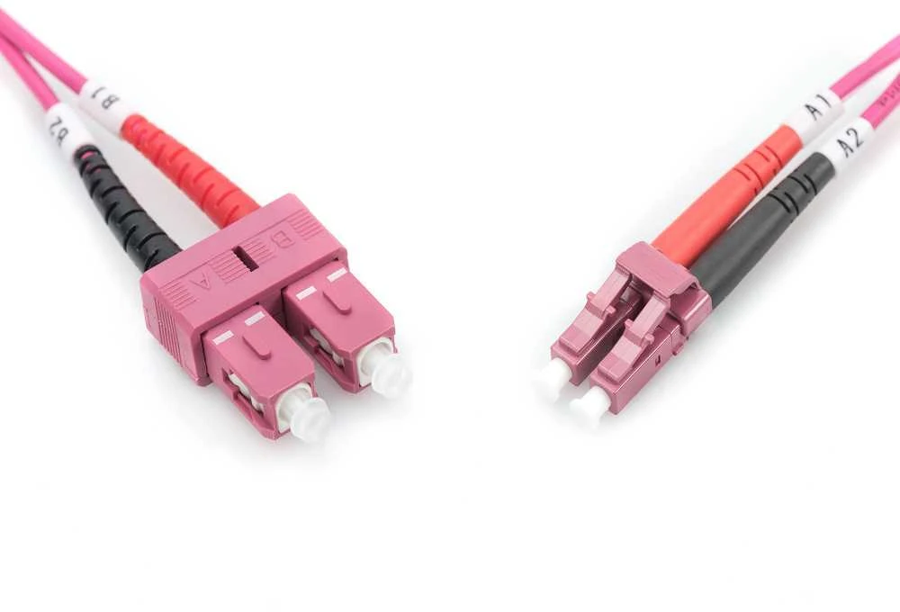 „Digitus Fiber Optic Patchcord LC“ -> SC OM4, 2m (DK-2532-02-4)