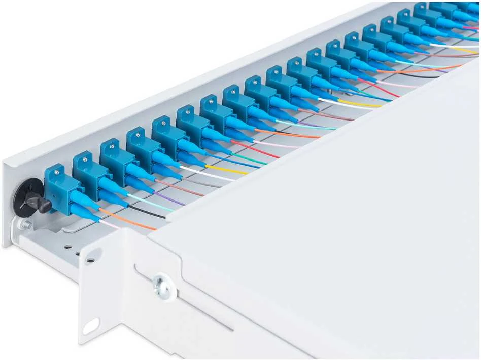 Digitus DN-96332-4 komutacinės spintos priedas Laidų tvarkymo skydas