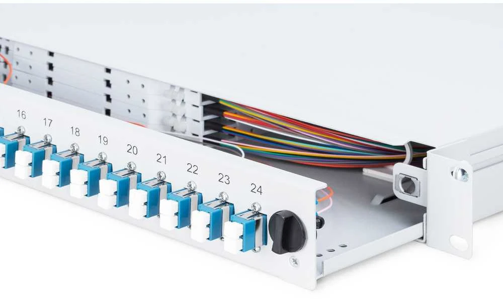 Assmann Electronic DIGITUS 19 colių šviesolaidinis stumdomas sujungimo dėžė 1U įrengtas 24xLC Duplex OS2 pilkas