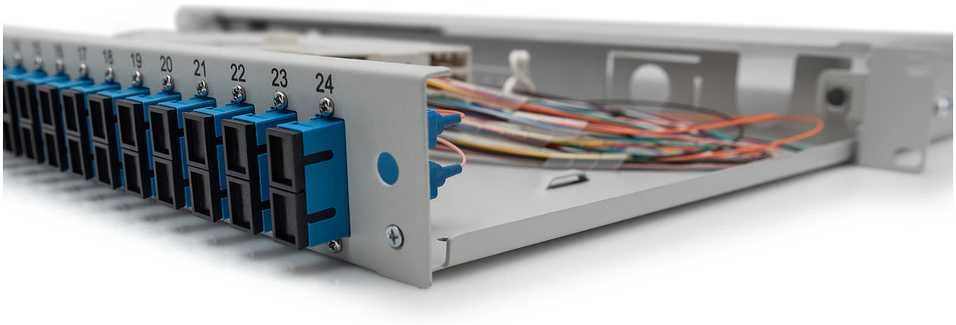 Assmann Electronic DIGITUS šviesolaidinė slankioji sujungimo dėžė 1U Įrengta 24x SC dupleksas, įsk. M 25 Screw Splice Cassette Color Pigtails OS2 Adapteris