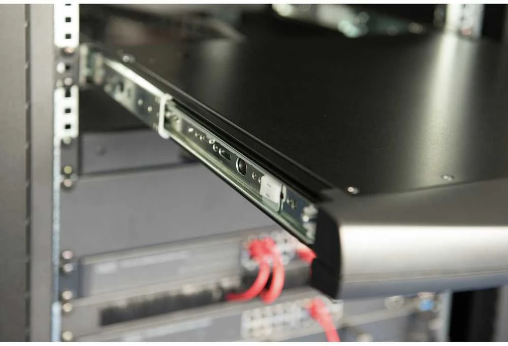 Konsolė KVM Digitus KVM DIGITUS 17'' HD LCD KVM Con.1-Port VGA german
