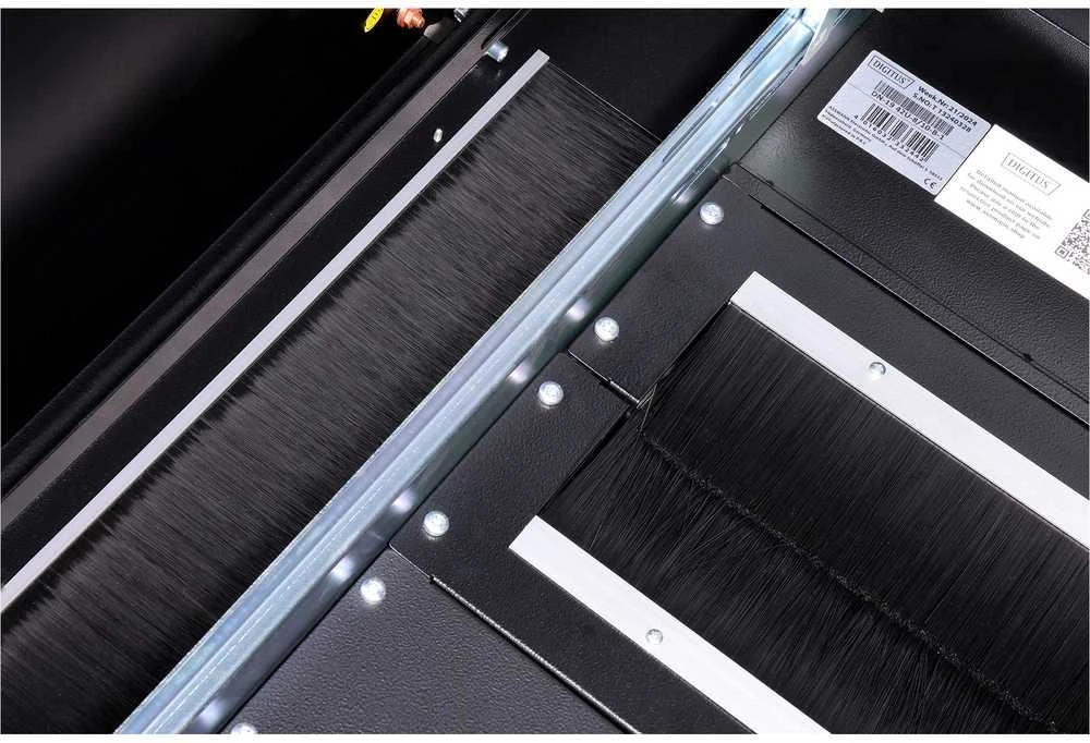 DIGITUS Netzwerkschrank Unique 42HE 2053x800x1000mm juodas (Speditionsversand)